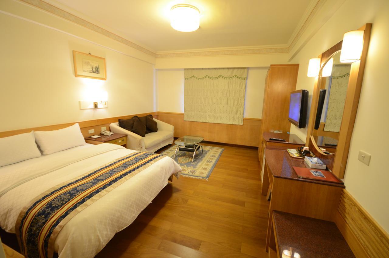 Dong Tair Spa Hotel Wenquan Exteriör bild