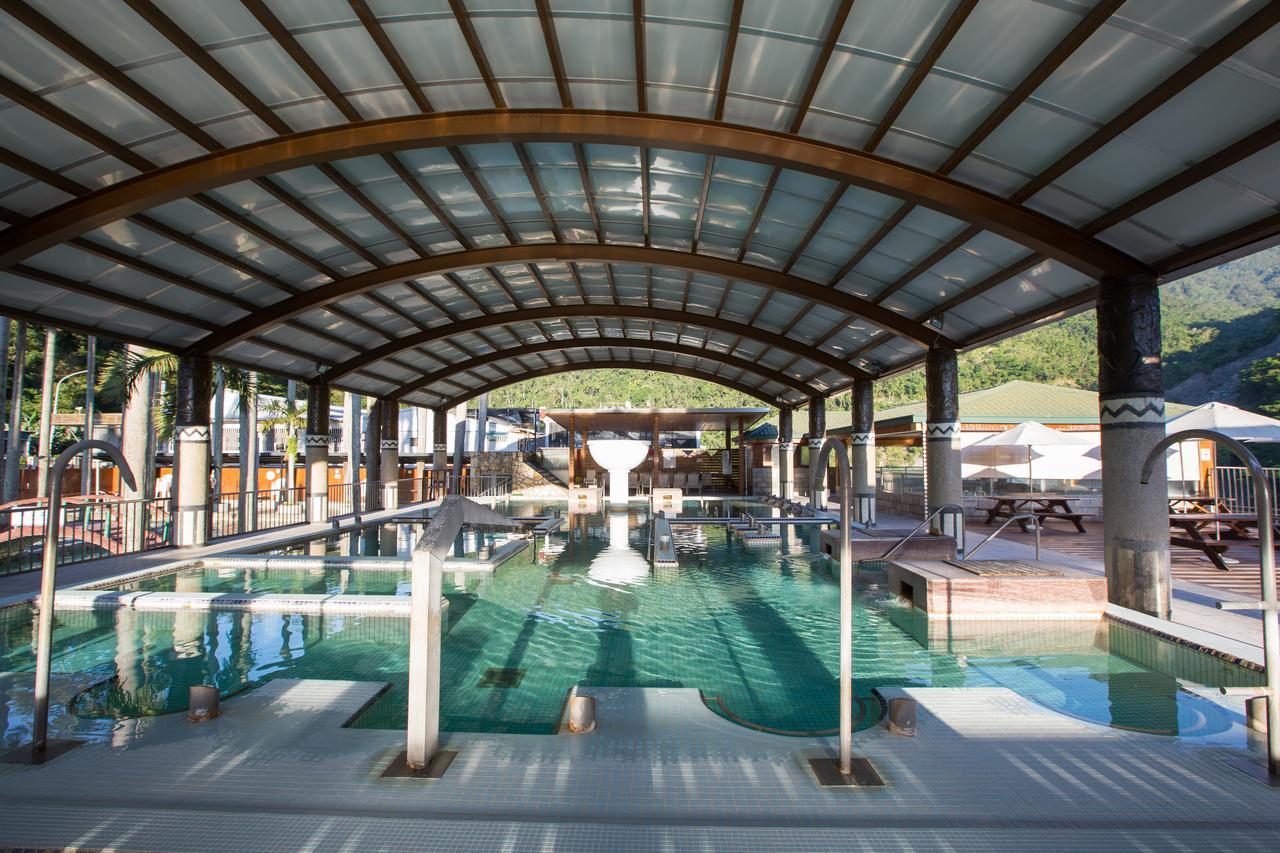 Dong Tair Spa Hotel Wenquan Exteriör bild